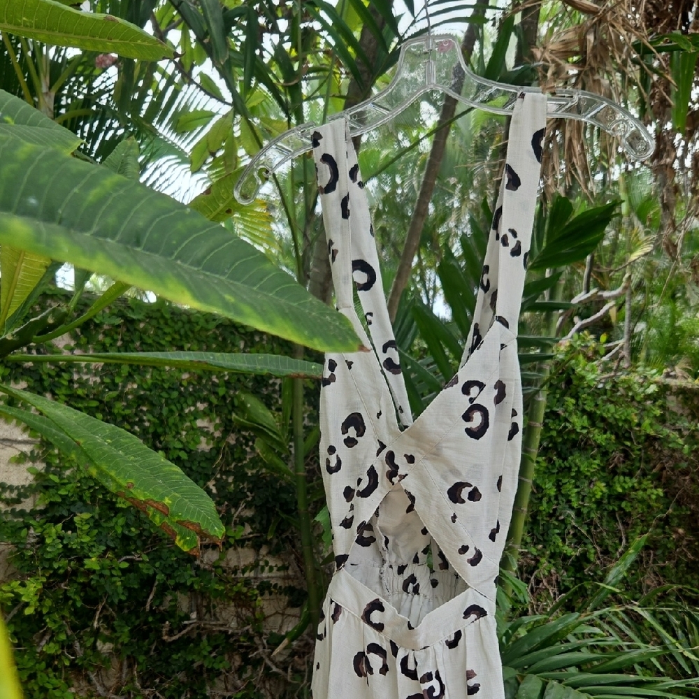 Dolce Vita Roxy Leopard-Print Cutout Dress - Picture 3 of 10